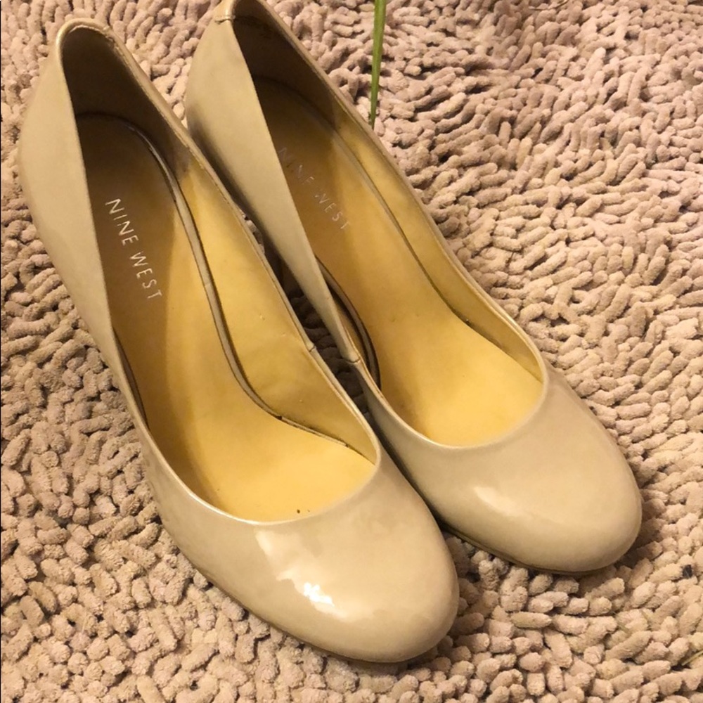 Tan heels